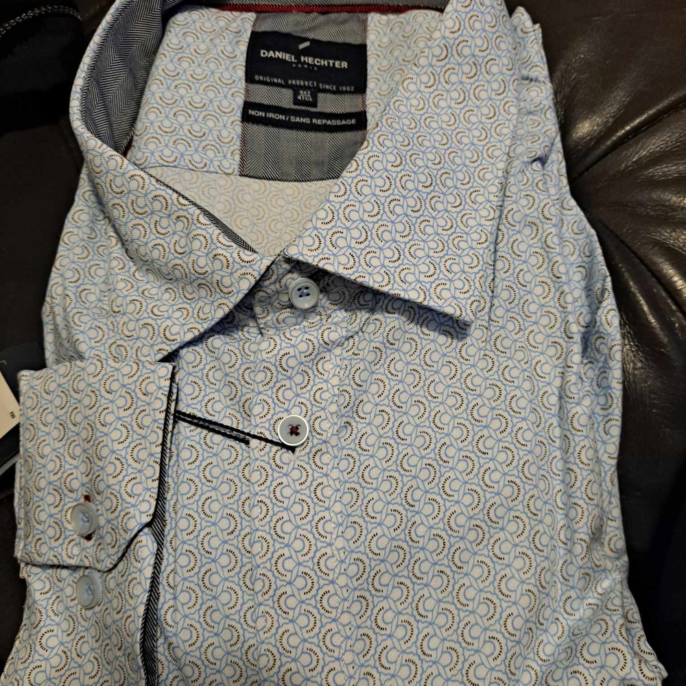 Daniel Hechter Men's Geometric Blue and White Dress Shirt - Picture 7 of 8